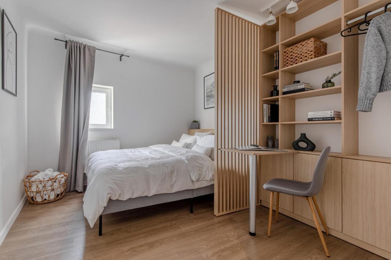 Little Attic By Citylife Suites Bucarest Exterior foto